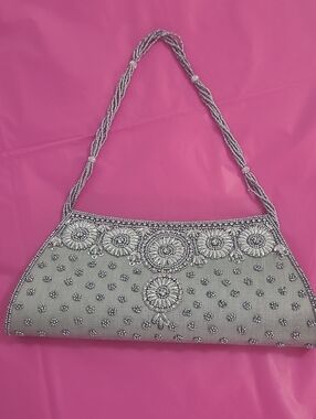 Silver Beaded Embellished Clutch Bag